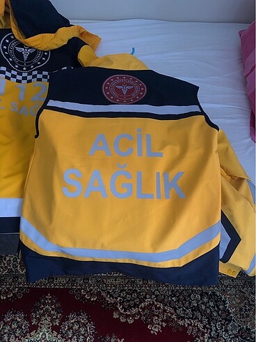 112 yellek
