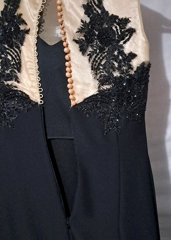 Siyah İşlemeli Straplez Uzun Elbise - Görsel 8