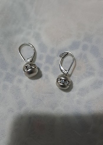 Mini Boncuklu Gri Kadın Küpeler - Görsel 2