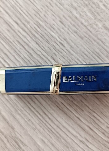  Beden Balmain Ruj 