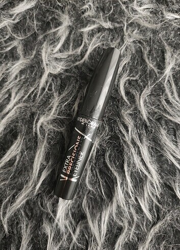 Deborah Extra Precisione Eyeliner Siyah