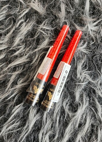 Revlon Wonder Woman Likit Eyeliner Siyah