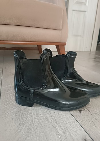 Bershka kadın rugan bot