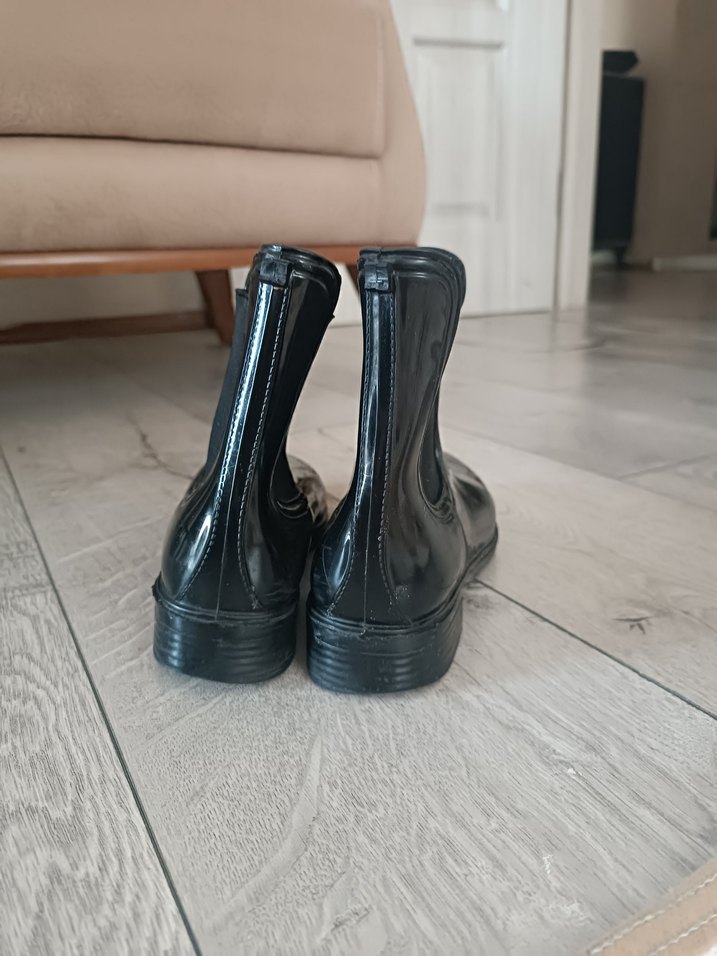 kadın rugan bot - Görsel 4