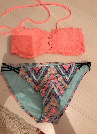 Çok az giyildi bikini