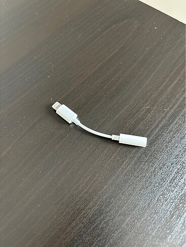 Apple Lightning to 3.5mm dönüştürücü