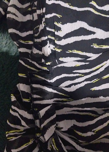 Zebra Desenli Fırfırlı Twist Elbise - Görsel 9