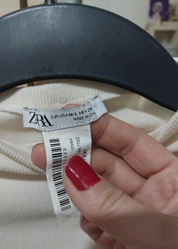 SIRT DEKOLTELİ EKRU BODYSUİT - Görsel 6