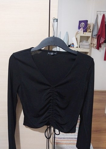 DERİN V BÜZGÜLÜ JARSE BLUZ - Görsel 2