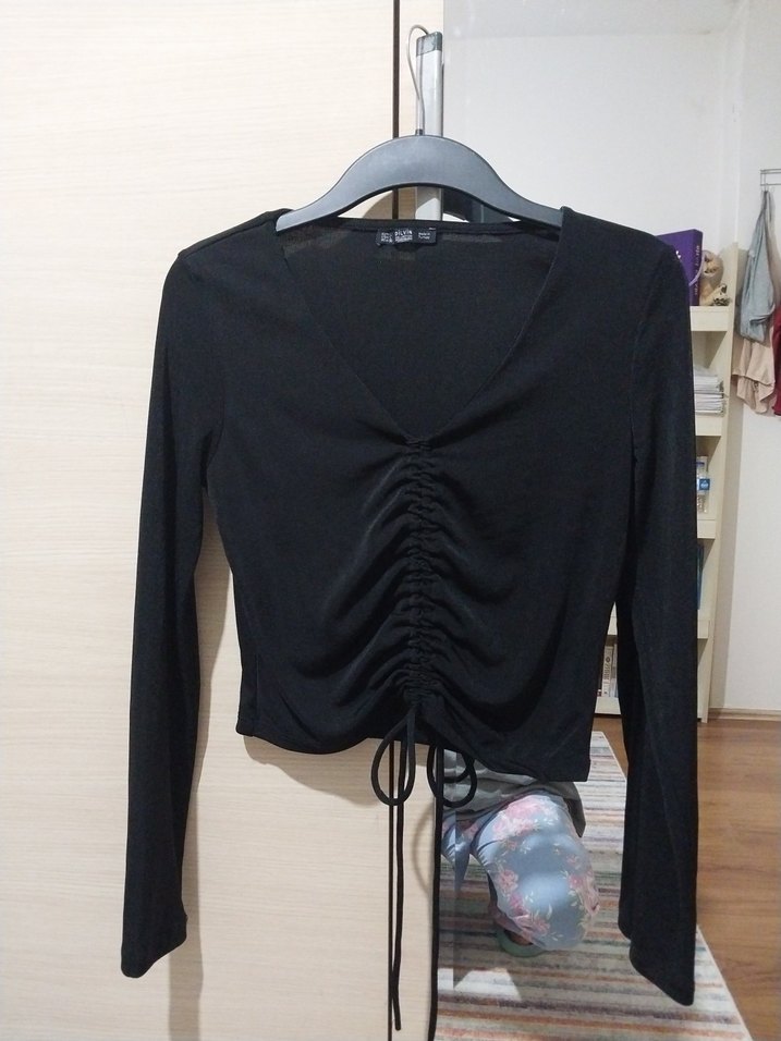 DERİN V BÜZGÜLÜ JARSE BLUZ - Görsel 5