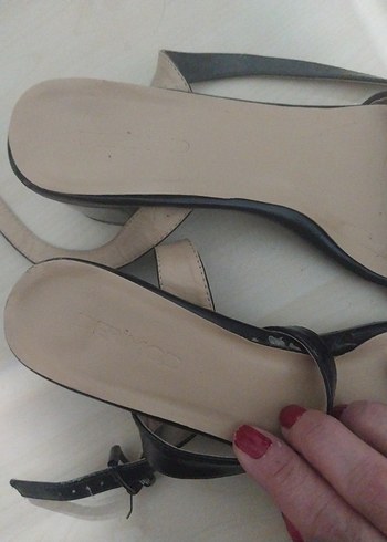 SİYAH TAŞLI TOPUKLU  ŞIK SANDALET - Görsel 9