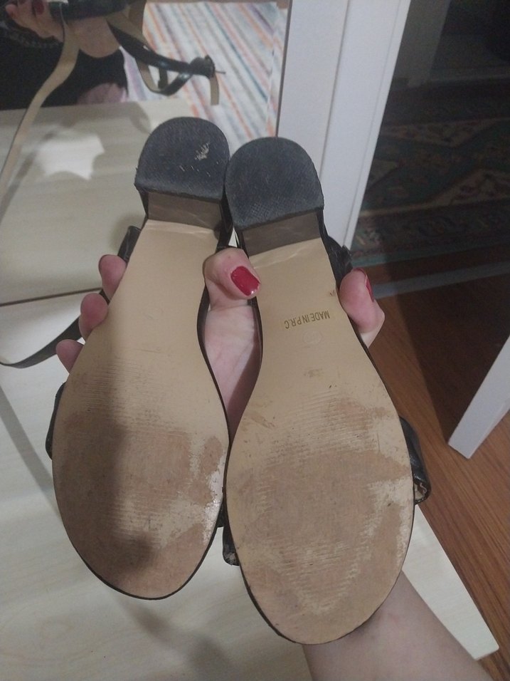 SİYAH TAŞLI TOPUKLU  ŞIK SANDALET - Görsel 4