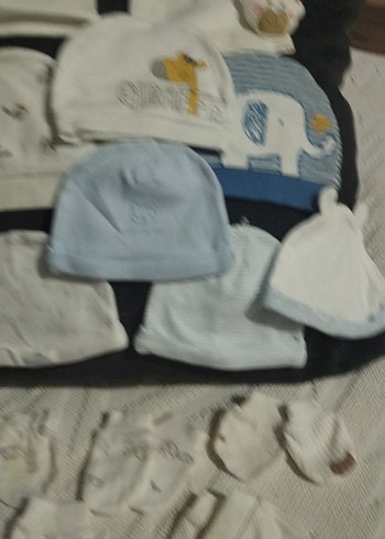 Bebek Erkek Beyaz Pamuklu Örme Şapka Seti eldiven ile birlikte - Görsel 5