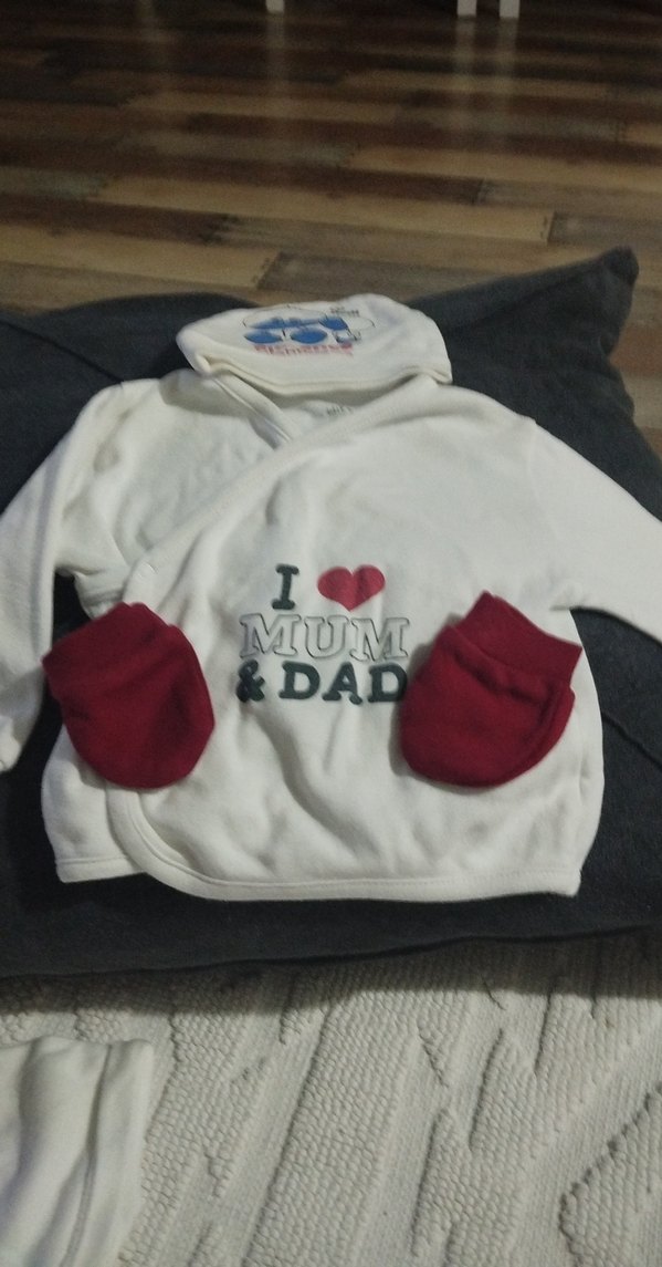 Uzun Kollu Beyaz Bebek Hastane Kıyafeti - Görsel 3