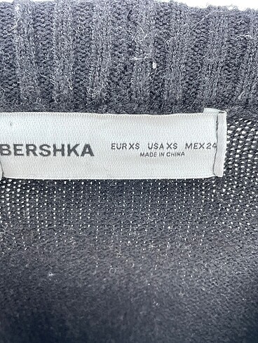 s Beden siyah Renk Bershka Kazak / Triko %70 İndirimli.