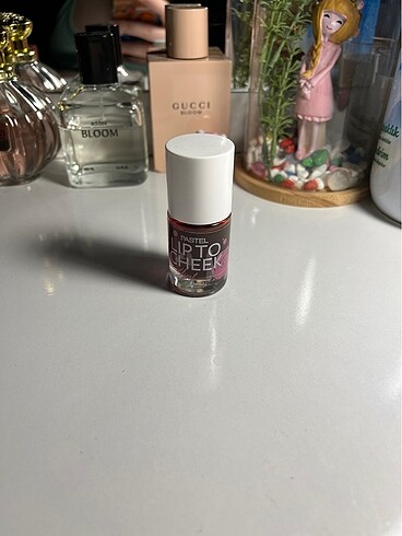 Pastel tint