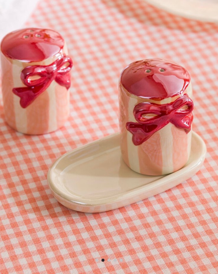 LCW HOME Pembe Fiyonk Desenli Seramik Tuzluk ve Biberlik - Görsel 2