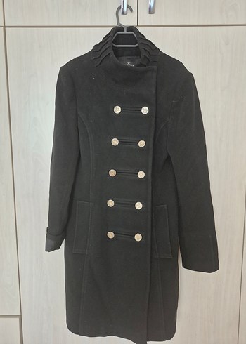 Düğmeli Siyah Kaşe Kaban - Görsel 3