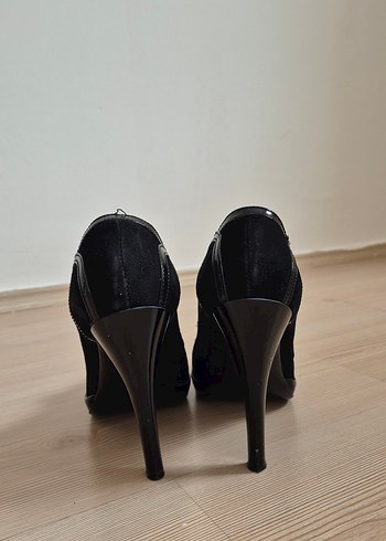 Siyah Fiyonklu Yüksek Topuklu platform ayakkabı - Görsel 4