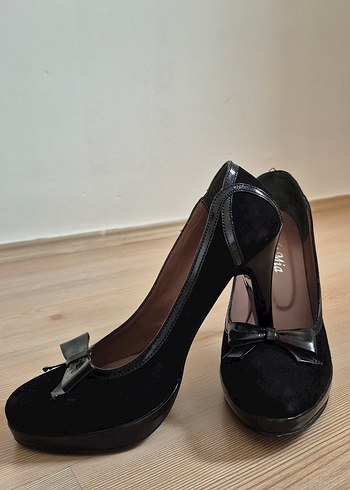 Siyah Fiyonklu Yüksek Topuklu platform ayakkabı - Görsel 6