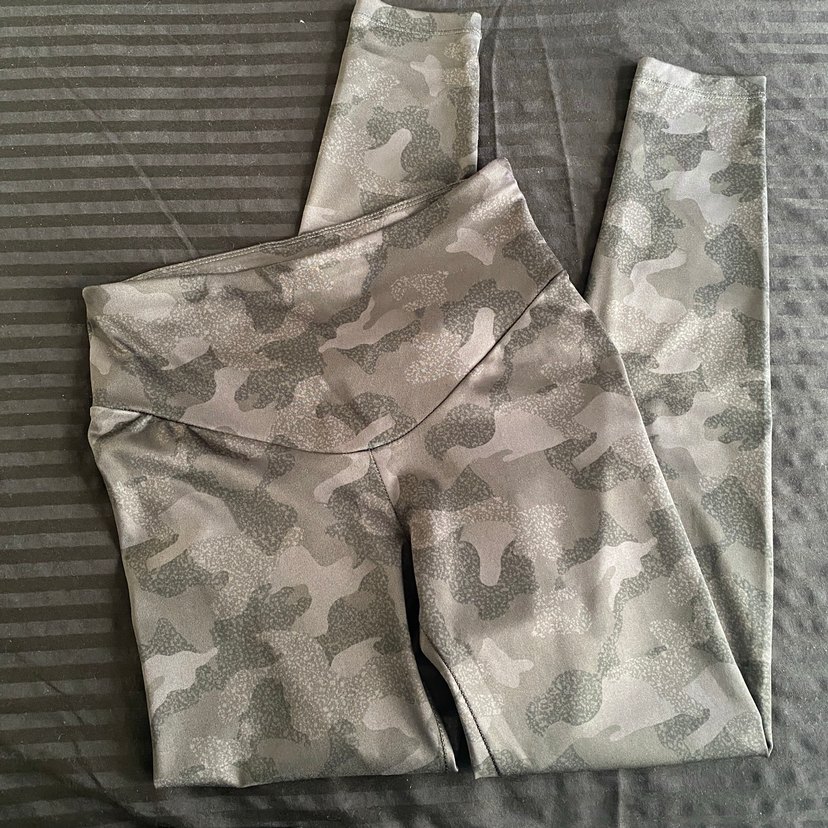 Gri Kamuflaj Desenli Kadın Tayt - Görsel 3