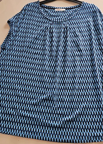 Desenli Mavi V Yaka Kısa Kollu Bluz - Görsel 3