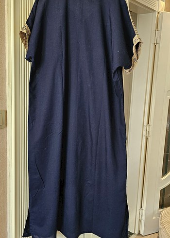 Nakışlı lacivert Uzun Elbise - Görsel 3