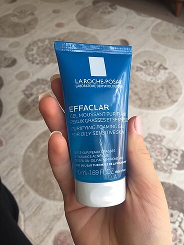 La roche posay yüz yıkama jeli