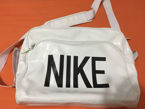 Nike Laptop ve çok amaçlı seyahat çantası