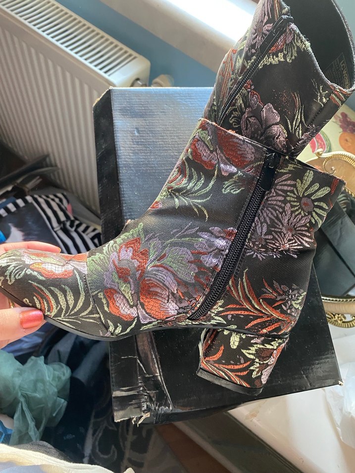 LCW Nakışlı Bot - Görsel 2