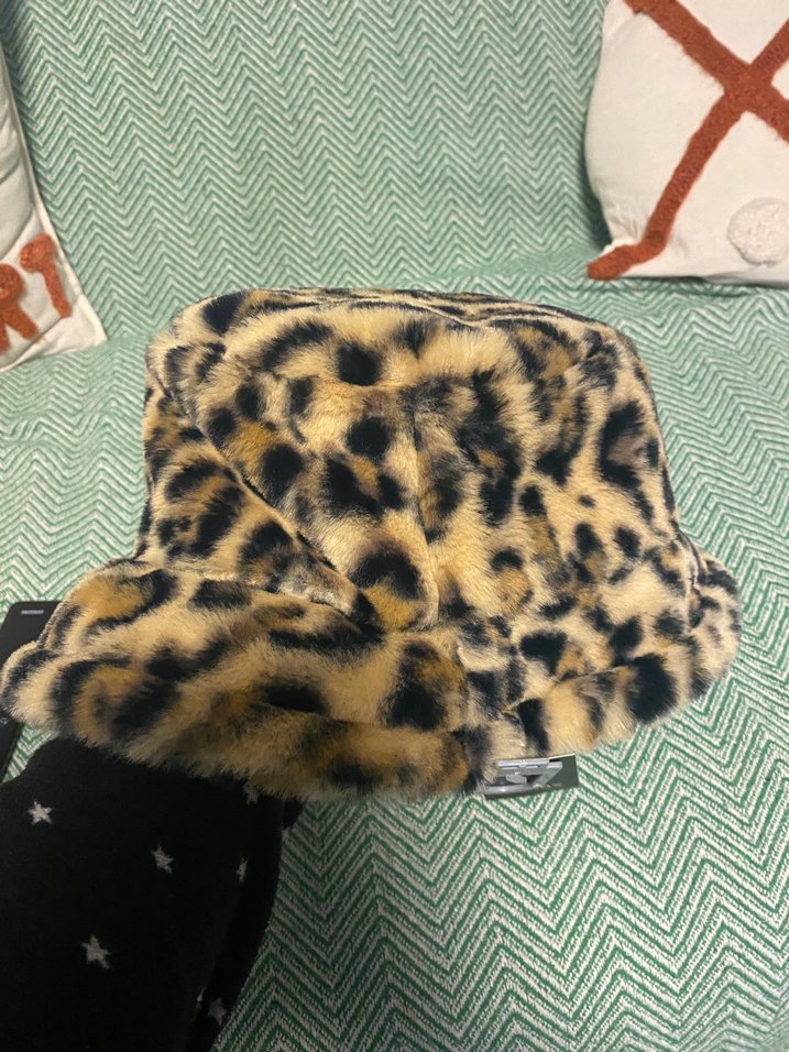 Leopar Peluş Şapka - Görsel 2