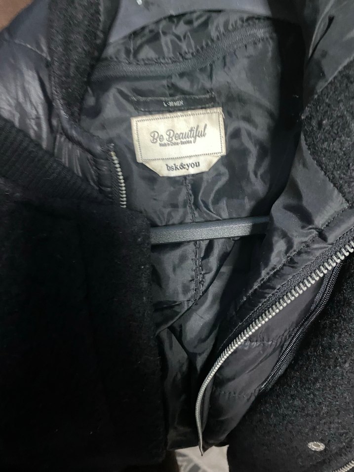 BersKapüşonlu Siyah Kaban - Görsel 3