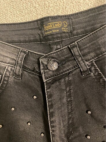 l Beden gri Renk İşleme Detaylı Denim Şort