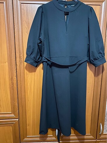 LC Waikiki Siyah bayan elbise