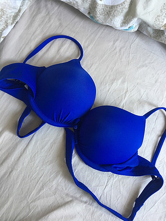 38 Beden Penti mavi bikini üstü