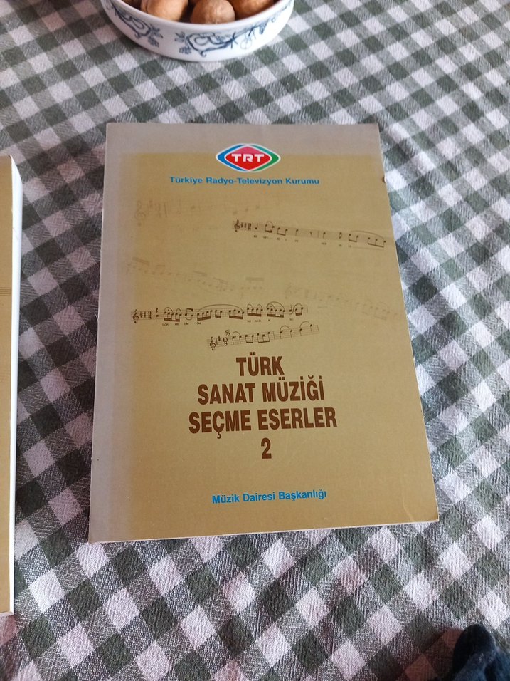 Türk Sanat Müziği Seçme Eserler 1-2 Set - Görsel 3