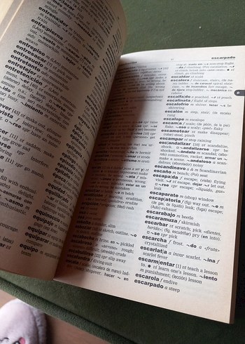 Oxford İspanyolca Sözlük - Cep Boy - Görsel 3