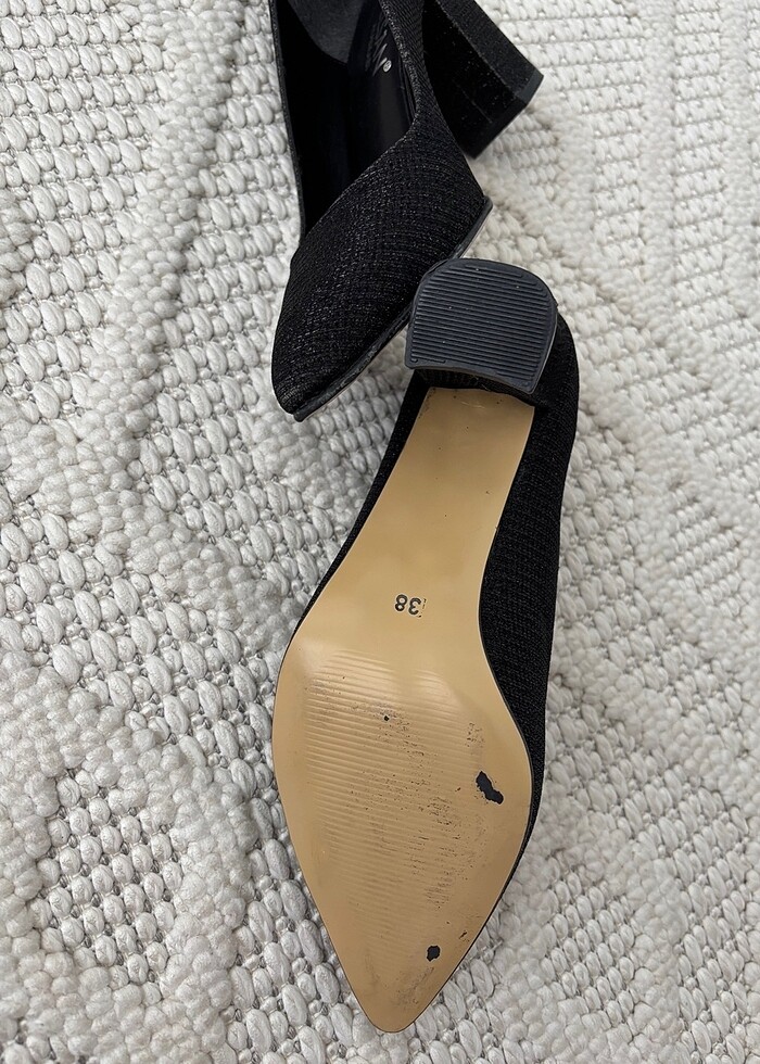 Topuklu ayakkabı - Görsel 3