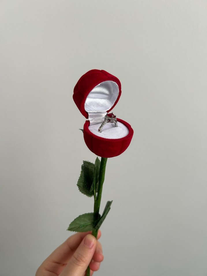 Kırmızı Renkli Gül kutu içerisinde yüzük - Görsel 2