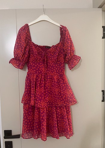 Pembe Volanlı Mini Bohem Elbise