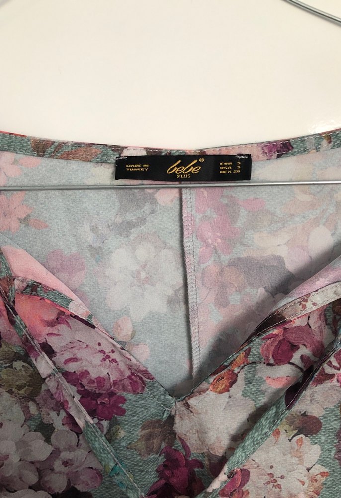 Çiçek Desenli V Yaka Bohem Kadın Bluz - Görsel 4