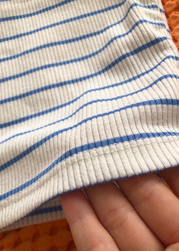 Mavi çizgili atlet - Görsel 3