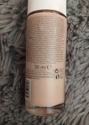 Beden Flormar Perfect Coverage Foundation 101 Pastelle