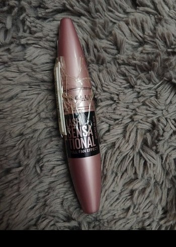 Maybelline New York Lash Sensational Yelpaze Etkili Maskara