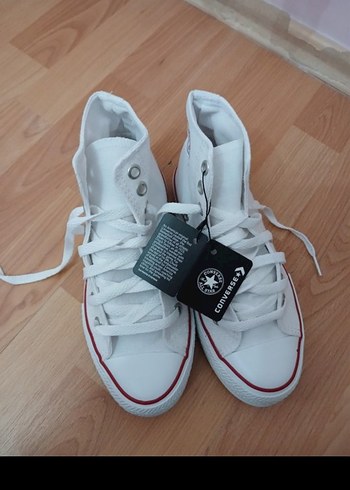 37 Beden beyaz Renk Converse Beyaz Bağcıklı Kadın Spor Ayakkabı