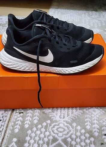 Orjinal nike spor ayakkabı