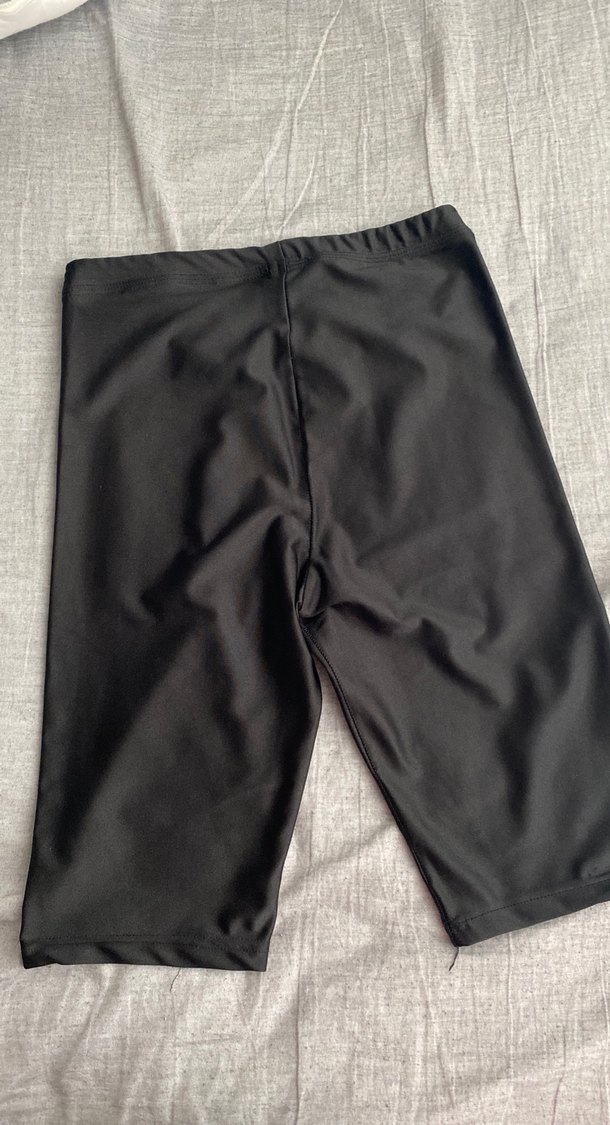 Siyah parlak disco kısa tayt - Görsel 5