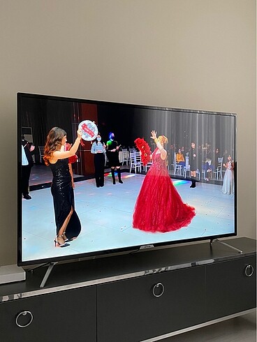 Bordo kendinden simli kına tuvaleti - Görsel 9