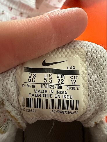 22 Beden Nike Çocuk Ayakkabı