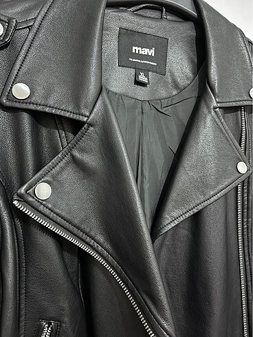 Siyah deri ceket - Görsel 4